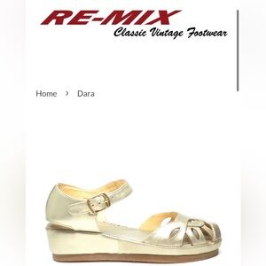 REMIX Vintage Repro Shoes Dara Size 10 in Soft Gold